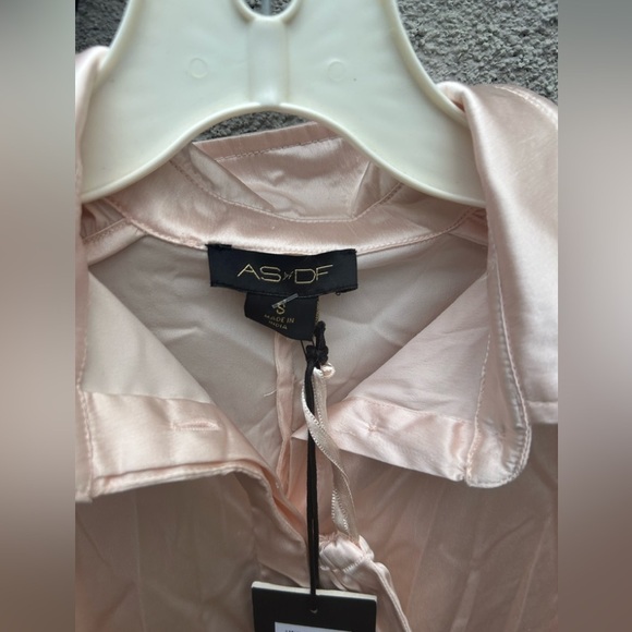 AS By DF Ferrara Ruched-Sleeve Satin Blouse in Blush New with Tags! - Picture 9 of 11